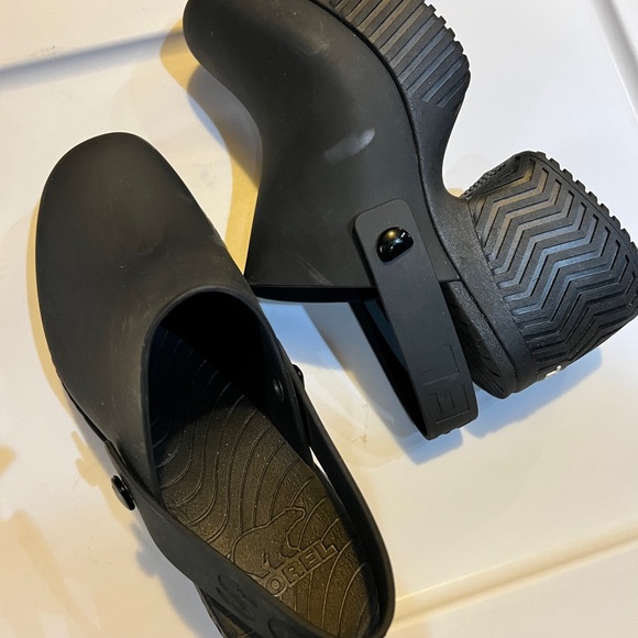 Sorel Black Footwear - Picture 2 of 4